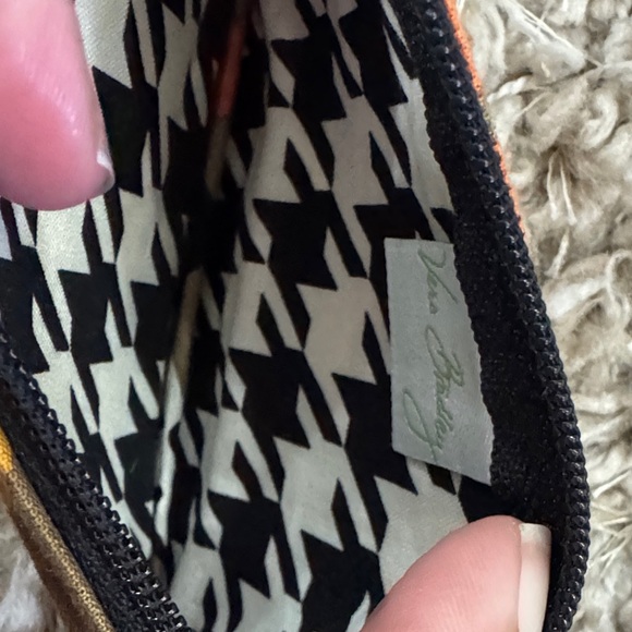 Vera Bradley Black and Gold Keychain - Picture 5 of 6